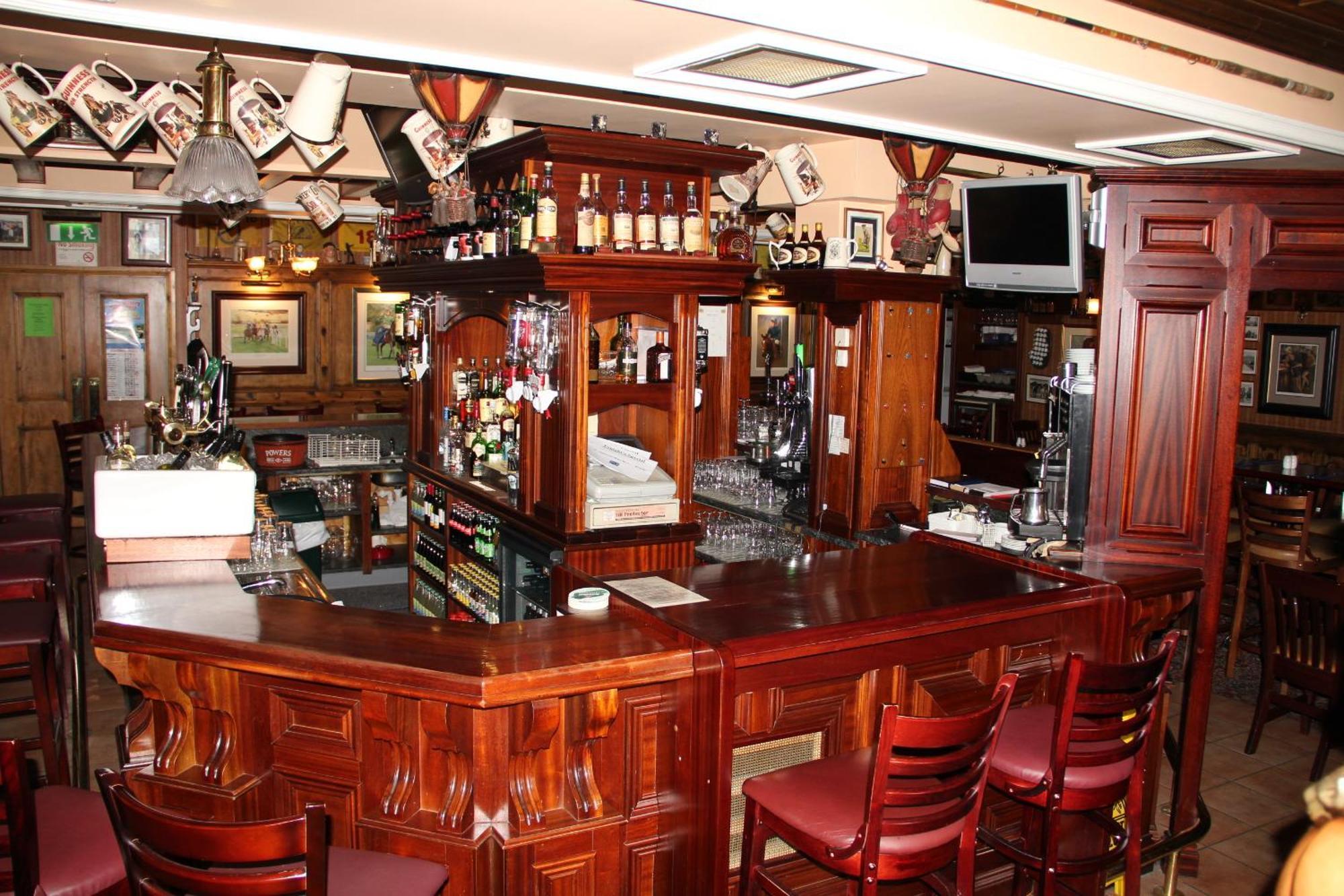 Mcsweeney Arms Hotel Killarney Exteriér fotografie