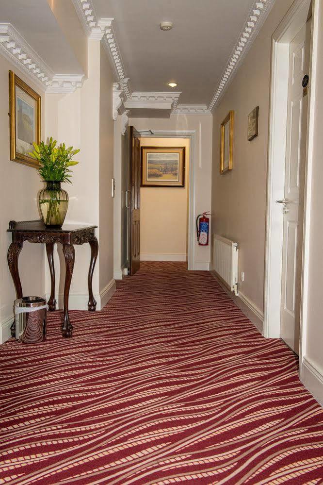 Mcsweeney Arms Hotel Killarney Exteriér fotografie