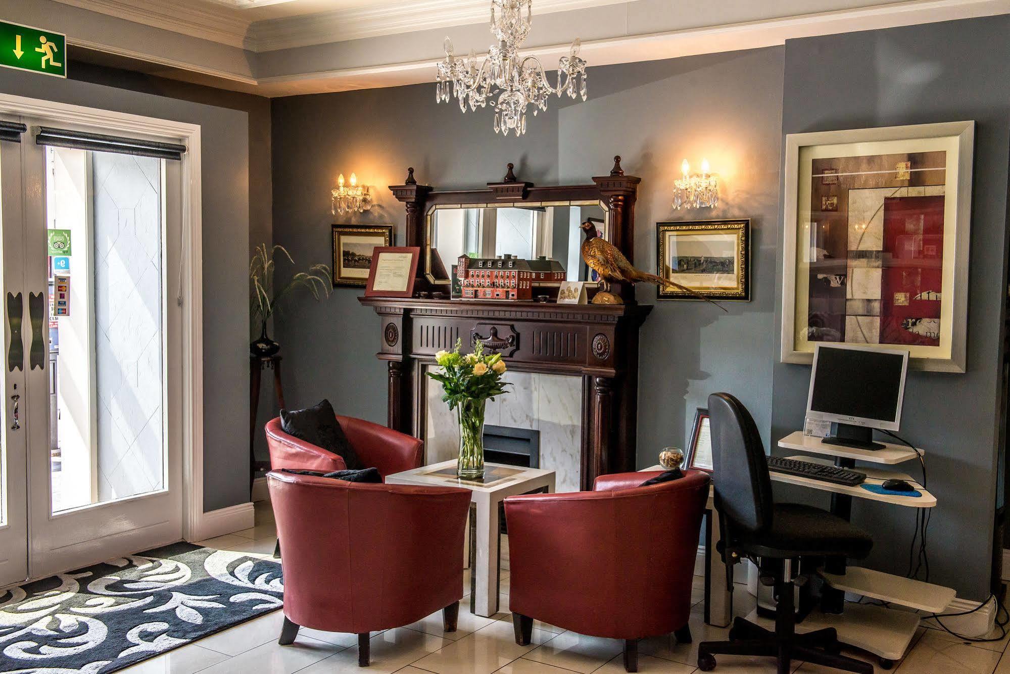 Mcsweeney Arms Hotel Killarney Exteriér fotografie